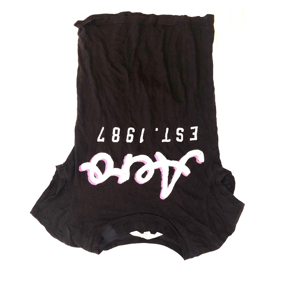 Black short sleeve